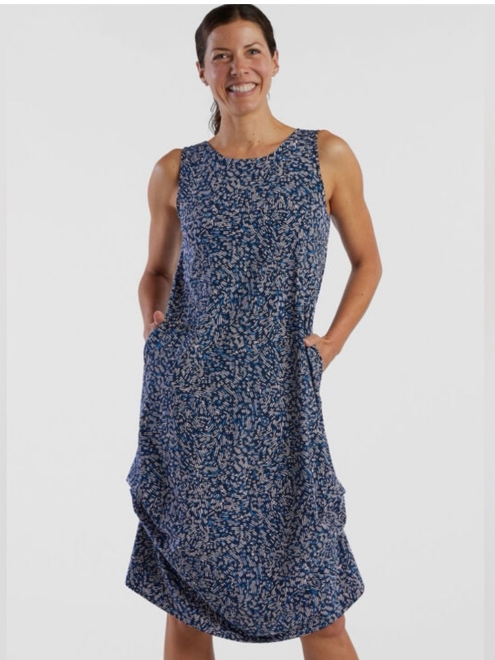 Title Nine Round Trip Midi Dress Grey NWT Medium - Picture 3 of 15
